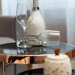 Luxury Number 1 Apartment