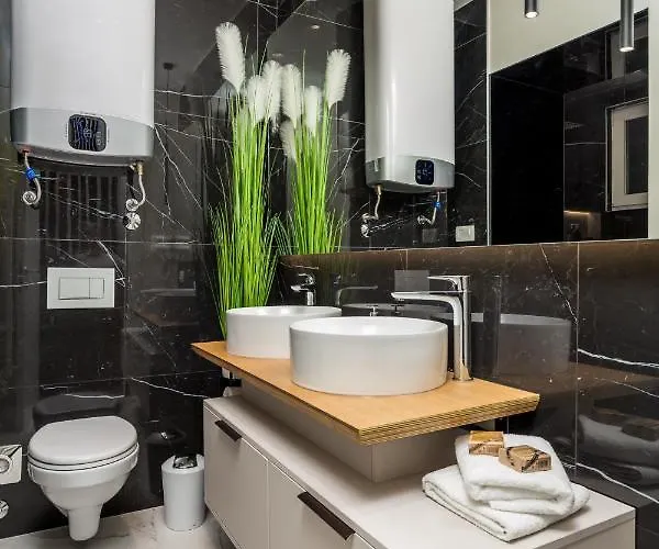 Luxury Number 1 Апартаменты
