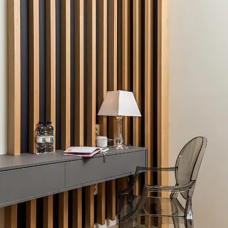 Luxury Number 1 Apartment