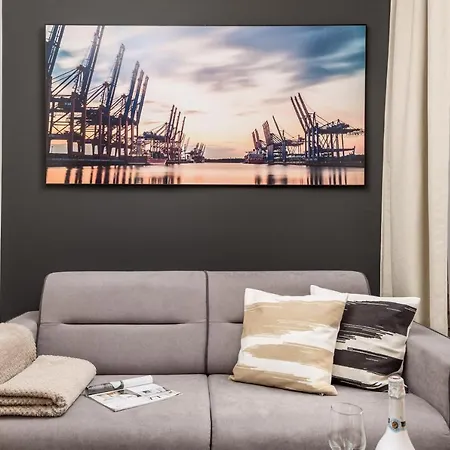 Luxury Number 1 Apartment