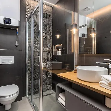 Luxury Number 1 * Rijeka