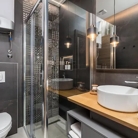 Luxury Number 1 Apartment