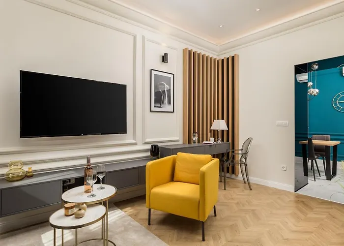 Apartment Luxury Number 1 *