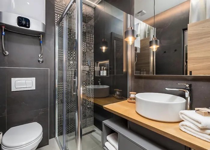 Luxury Number 1 Apartment